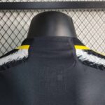 juventus camiseta 2024 cuello anterior