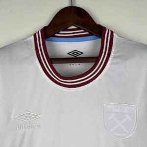 segunda equipación del west ham cuello redondo