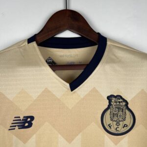 segunda equipacion oporto cuello V