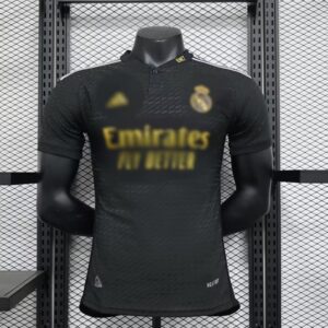 tercera equipacion real madrid 2024