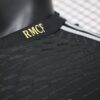 tercera equipacion real madrid 2024 LOGO RMFC en el cuello