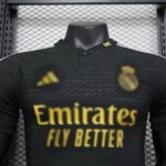 tercera equipacion real madrid 2024 pecho