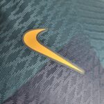 al nassr segunda equipacion logo nike