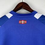 camiseta alaves 2024 cuello anterior