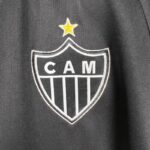 camiseta atletico mineiro escudo