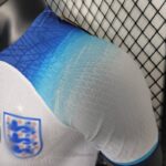 camiseta de inglaterra 2023 hombro