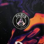 camiseta del psg 2024 escudo