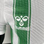 camiseta del real betis 2024 logo hummel