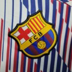 camiseta entrenamiento barcelona escudo