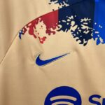 camiseta especial barcelona logo nike