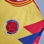 camiseta retro colombia 90 escudo