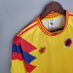 camiseta retro colombia 90 hombro
