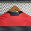flamengo camiseta 2024 cuello anterior