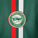 segunda equipacion alaves escudo