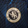 segunda equipacion chelsea 2024 escudo