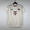 tercera equipacion bayern munich