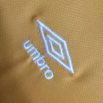 tercera equipacion rayo vallecano logo umbro