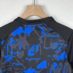 camiseta sevilla negra cuello anterior