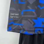 camiseta sevilla negra parche de castore