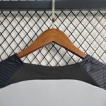 barcelona camiseta entrenamiento cuello anterior