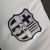 barcelona camiseta entrenamiento escudo