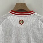 camiseta athletic blanca cuello anterior