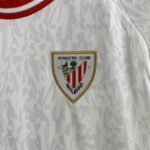 camiseta athletic blanca escudo