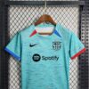 tercera equipación barcelona frontal