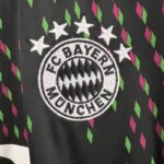 camiseta bayern munich negra escudo