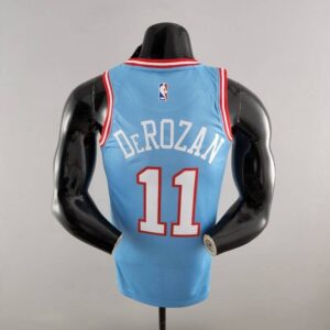 camiseta-chicago-bulls-celeste-parte-dorsal-de-rozan-11