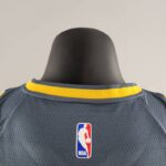 camiseta golden state warriors gris cuello anterior
