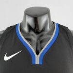 camiseta golden state warriors negra cuello en v