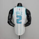 camiseta-hornets-blanca-dorsal-ball-2