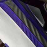 camiseta kings blanca diseño lateral con lineas moradas y grises