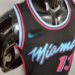 camiseta negra miami heatdiseño 2 logo nike