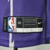 camiseta raptors morada etiqueta