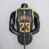 camiseta-raptors-negra-y-dorada-dorsal-vanvleet