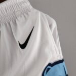 pantalon corto blanco memphis diseño del logo nike
