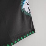 pantalon corto timberwolves retro diseño lateral con el logo timberwolves