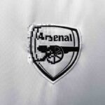 camiseta arsenal 2025 blanca escudo