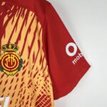 camiseta mallorca 2024 hombro