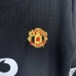camiseta united 2004 escudo
