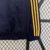 chaqueta reversible real madrid bolsillo y manga