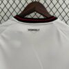 camiseta leverkusen 2024 cuello anterior