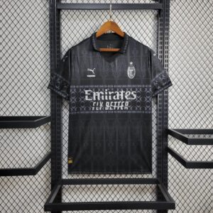camiseta negra milan