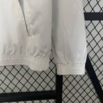 chaqueta reversible del real madrid blanco y negro manga blanca reversible