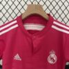 real madrid camiseta rosa pecho