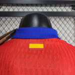 atletico de madrid camiseta 2025 cuello anterior