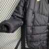 chaqueta negra barcelona cremallera