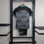 kit liverpool negra espalda